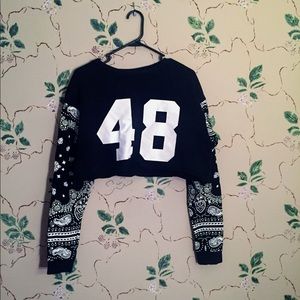 ❌SOLD❌ H&M Cropped Sweatshirt